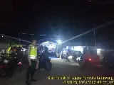 Pastikan Kondusivitas, Polsek Tirtajaya Kawal Pesta Rakyat HUT RI ke-81 di Tambaksumur Karawang