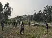 Perkuat Kemanunggalan, Satgas TMMD Kodim 1208/Sambas dan Warga Tempapan Hulu Gelar Olahraga Bersama