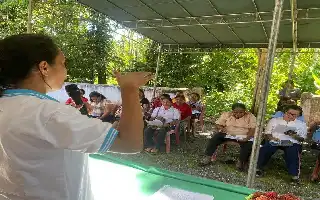 Latih Perempuan Maluku Tengah Olah Komoditas Lokal, Akademisi Unpatti Dorong Kemandirian Ekonomi Keluarga