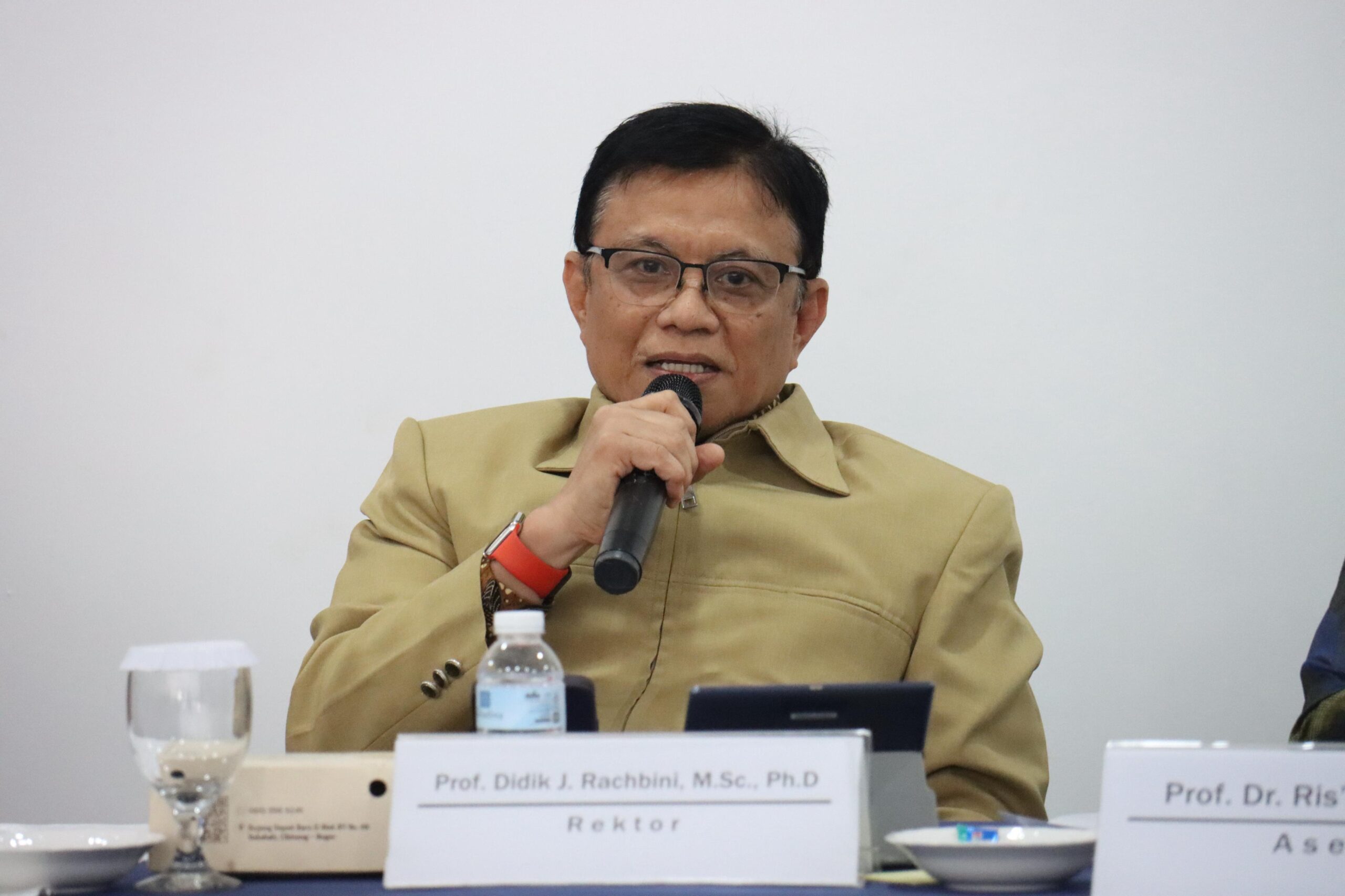Safari Politik Jokowi Dinilai Berisiko Hambat Stabilitas Ekonomi Nasional