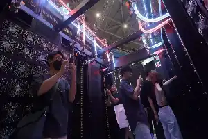 Menuju Hub ASEAN: Potensi Investasi Pusat Data Indonesia Diestimasi Tembus USD 20 Miliar