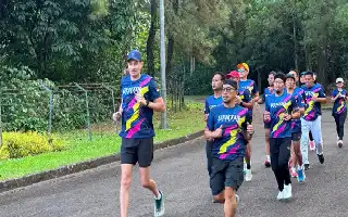 Jaga Kelestarian Kawasan, Komunitas Sentul City Runners Padukan Olahraga Lari dengan Aksi Tanam Pohon