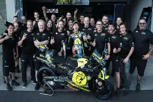 Ai Ogura Raih Kemenangan di MotoGP Belanda 2026, Bezzecchi dan Bagnaia Gagal Finis