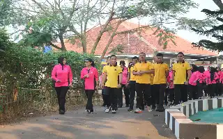 Polres Purwakarta Gelar Olahraga Bersama Sambut Hari Bhayangkara ke-80, Perkuat Kekompakan Antar Personel