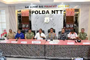 Penanganan Cepat Gempa Flores: Forkopimda NTT Prioritaskan Evakuasi dan Tangkal Informasi Palsu