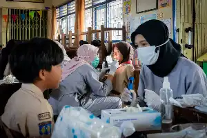Kampanye 'Green Dentistry', FKG UGM Gelar Pemeriksaan Gigi Gratis bagi Siswa SD di Sleman