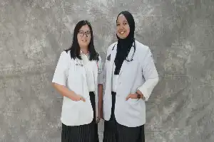 Dedikasi Lintas Latar Belakang: Misi Dua Dokter Muda Perkuat Kesehatan Ibu dan Anak di Unusa