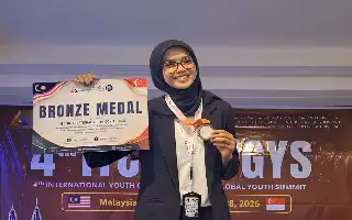 Mahasiswi UTU Raih Medali Perunggu di Konferensi Internasional Berkat Inovasi Sabun dari Sampah