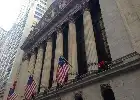 Aksi Jual Saham Teknologi dan Lonjakan Yield Obligasi Tekan Wall Street ke Zona Merah