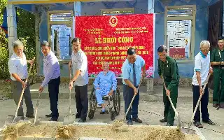 Wujud Nyata Solidaritas, Asosiasi Veteran Akademi Politik Nasional Ho Chi Minh Bangun Rumah Layak bagi Veteran di Hue