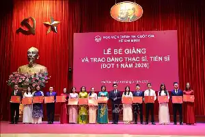 Akademi Politik Nasional Ho Chi Minh Kukuhkan 196 Lulusan Magister dan Doktor Angkatan Pertama 2026
