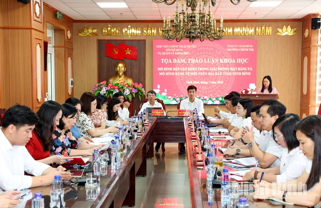 Optimalisasi Mobilisasi Publik dan Inovasi Ekonomi: Kunci Akselerasi Pembangunan di Provinsi Ninh Binh