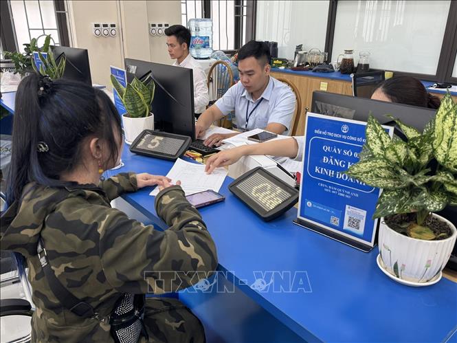Pemerintah Pangkas Ribuan Persyaratan Bisnis demi Efisiensi Investasi Nasional