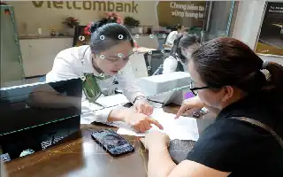 Suku Bunga Tinggi: Tantangan Berat bagi Keberlangsungan Sektor Usaha dan Investasi di Vietnam