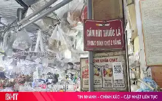 Bebas Asap Rokok: Langkah Nyata Pasar Ha Tinh Ciptakan Lingkungan Dagang yang Sehat dan Aman