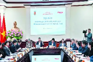Peran Strategis Surat Kabar Hukum Vietnam dalam Mendampingi Sektor Bisnis