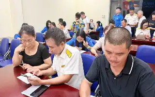 Dorong Transparansi, Provinsi Quang Ninh Intensifkan Pembersihan Basis Data Nomor Identifikasi Pajak