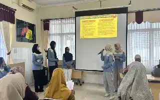 Mahasiswa FKM UNAIR Temukan Kesenjangan Antara Pengetahuan dan Praktik Pencegahan DBD di Permukiman Surabaya