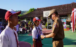 Disdikpora Buleleng Evaluasi 82 Sekolah Kritis Murid Baru, Opsi Regrouping Disiapkan