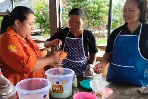 Sentuhan Teknologi Hidrokoloid Dongkrak Nilai Jual Teh Ong Jadi Minuman Kekinian di Gianyar