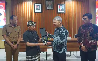 Modernisasi Pelayanan Publik, Bupati Satria Luncurkan Layanan Darurat Call Center 112