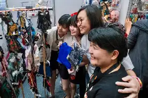 Sinergi IP Global dan Kreator Lokal: Wamen Ekraf Dorong Kolaborasi Industri Gim di HoYo FEST