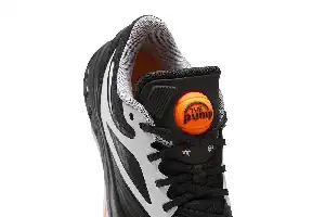 Reebok Rilis Engine A 'Pump', Hidupkan Kembali Teknologi Legendaris Era 90-an