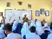 Diskominfo Makassar Edukasi Siswa di Kepulauan Terluar Terkait Pemanfaatan Teknologi Secara Aman