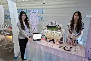 Dorong Jiwa Kewirausahaan, Mahasiswa Petra Business School Pamerkan Inovasi Bisnis ke Investor