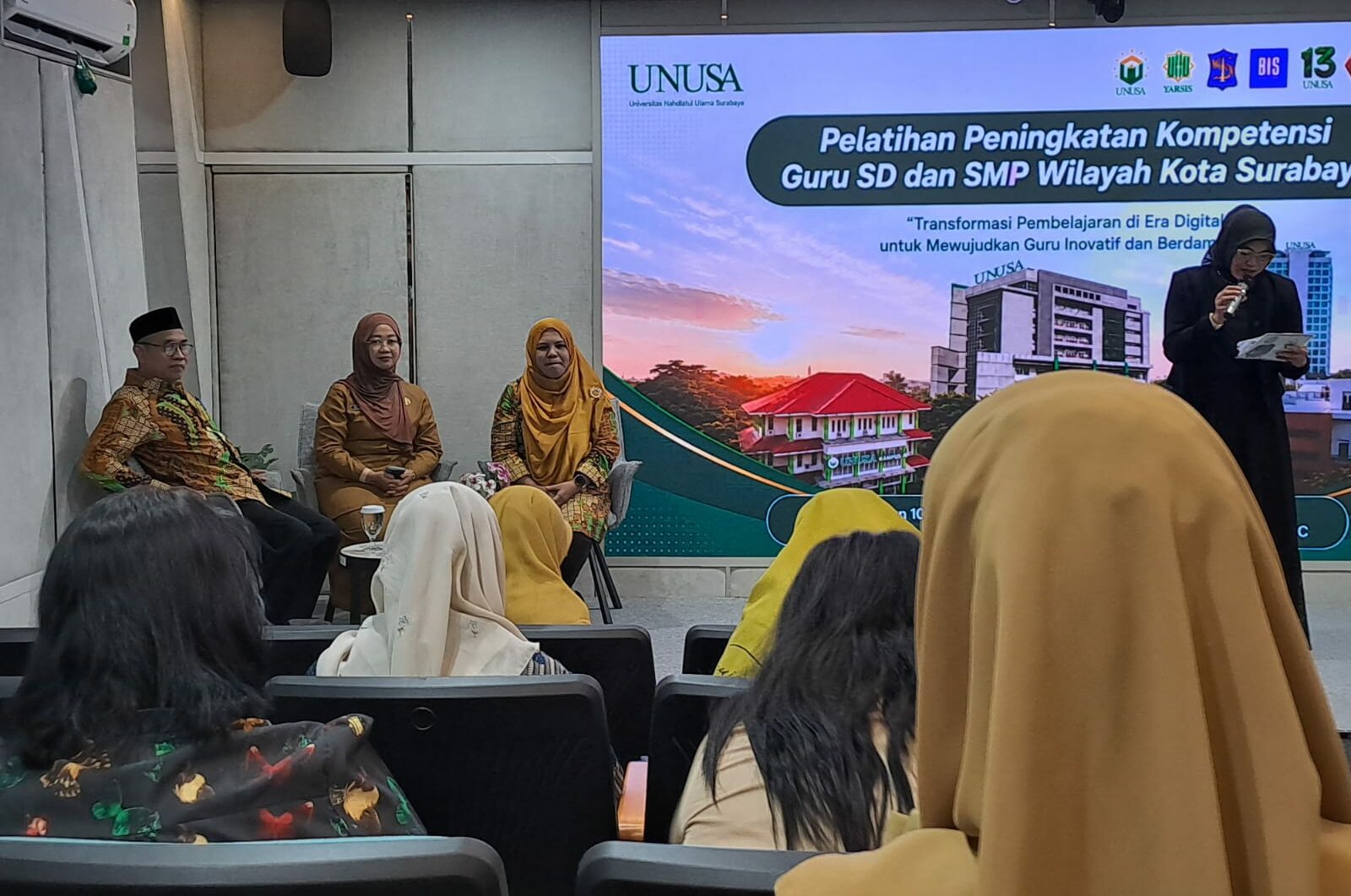 Unusa Bekali Guru Surabaya Keterampilan AI untuk Optimasi Pembelajaran di Kelas