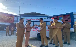 Tingkatkan Layanan Kesehatan di Wawonii Tenggara, Pemkab Konkep Serahkan Ambulans Puskesmas Roko-Roko