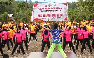 Polres Tapanuli Tengah Perkuat Soliditas Internal Lewat Olahraga Bersama Jelang HUT Bhayangkara ke-80