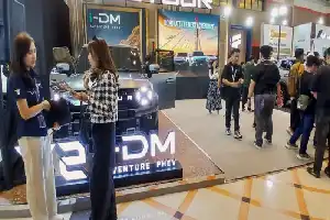 JETOUR T2 i-DM Resmi Sapa Pasar Bandung di GIIAS 2026, SUV Plug-in Hybrid Tangguh Seharga Rp696 Juta