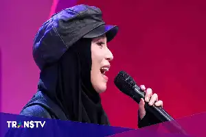 Sisi Lain Inka Christie: Dari Gelanggang Olahraga Menuju Panggung Rocker Legendaris