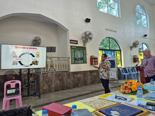 Dorong Jiwa Kewirausahaan, Dosen UMY Berdayakan Siswa di Kamboja