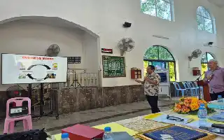 Dorong Jiwa Kewirausahaan, Dosen UMY Berdayakan Siswa di Kamboja