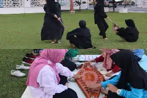 Model Teras Bermain: Langkah Kreatif Akademisi UNP Lestarikan Olahraga Tradisional di Sumatera Barat