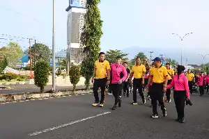 Polres Lebong Rayakan Hari Bhayangkara Ke-80 dengan Jalan Santai, Lomba Rakyat, dan Bazar UMKM