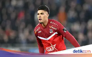 Perkuat Lini Serang, Ragnar Oratmangoen Resmi Berseragam Persib Bandung
