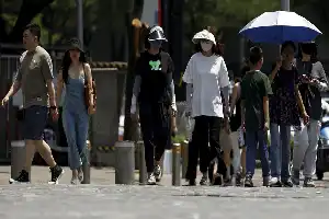 Mitigasi Gelombang Panas Ekstrem, China Manfaatkan Teknologi Kabut Pendingin di Atap Gedung