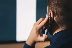 Google Perkuat Keamanan Android dengan Fitur Deteksi Panggilan Palsu Berbasis AI