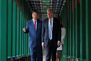 Perseteruan Hegemoni Teknologi AS-China Memanas, Indonesia Hadapi Risiko Ekonomi dan Batasan Akses AI