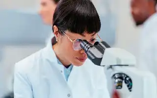 Terobosan Genetik: Ilmuwan Jepang Sukses Eliminasi Kromosom Ekstra Pemicu Down Syndrome pada Sel Manusia