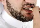 Menakar Khasiat Siwak, Warisan Sunnah yang Diakui Dunia Medis Modern