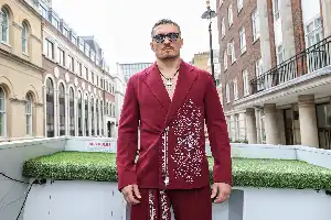 Usyk Ancam Pensiun dan Ultimatum WBC: Tawarkan Bisnis Serius atau Sabuk Dikembalikan