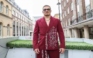 Usyk Ancam Pensiun dan Ultimatum WBC: Tawarkan Bisnis Serius atau Sabuk Dikembalikan