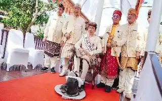 PDIP Kritik Keras Momen Jokowi Injak Kepala Kerbau di Ritual Adat Lampung, Dinilai Sarat Simbolisme Politik