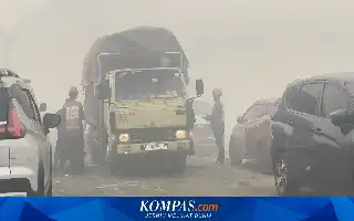 Kebakaran TPA Jatiwaringin: Warga Tangerang Diminta Hindari Radius 1,7 Km Akibat Ancaman ISPA