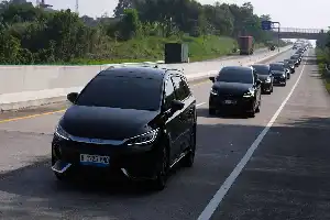 Respons Tantangan Efisiensi, BYD Andalkan Teknologi Dual Mode untuk Pasar MPV Indonesia