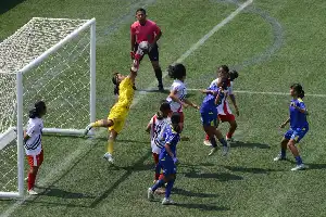 Sengitnya Persaingan Semifinal Hydroplus Soccer League U-15 Putri